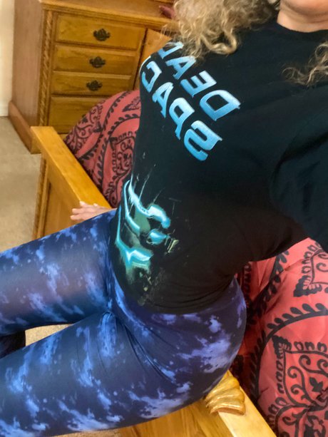 主観視点のアジア人オンリーファンズ 美しい裸 ギャラリー