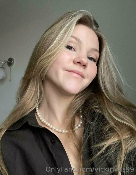 vickirivas99 アダルトモデル 写真