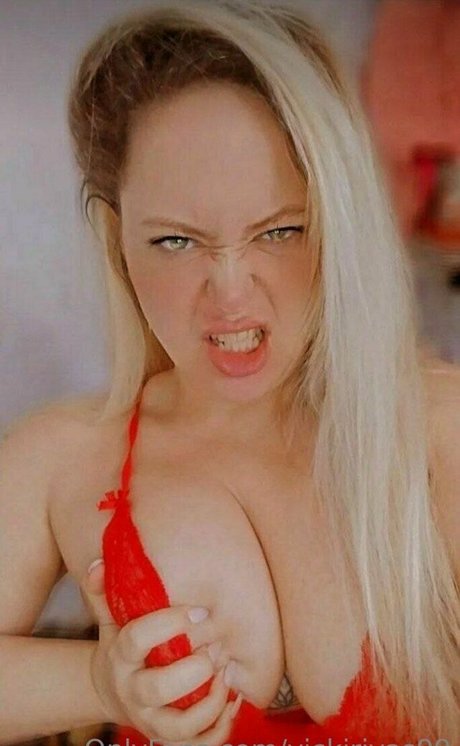 vickirivas99 ポルノスター セクシー アーカイブ