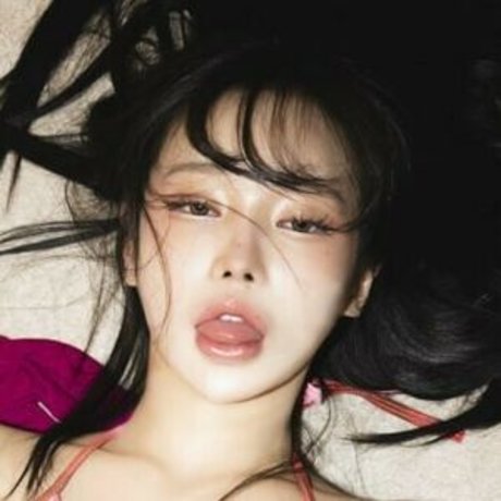 アジア人ニューハーフオンリーファンズ ホットポルノ 画像