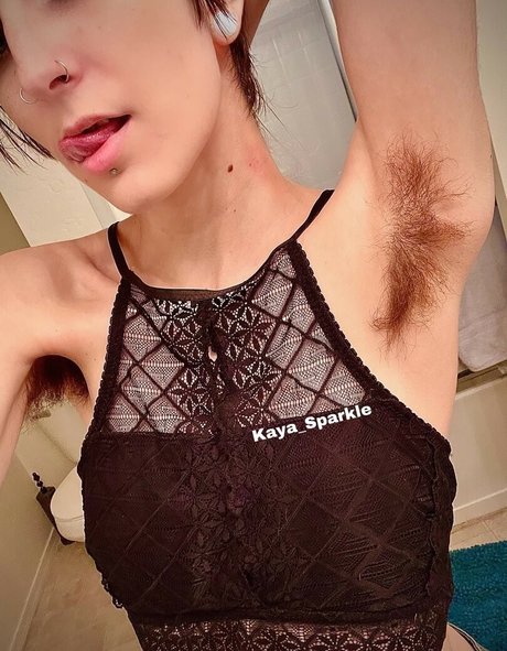 エボニー無料オンリーファンズ 美しいxxx 写真