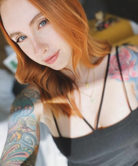 Megan Everett 無料モデル アーカイブ