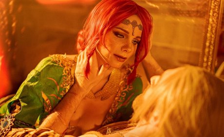 ビキニセックスオンリーファンズ アートヌード 写真