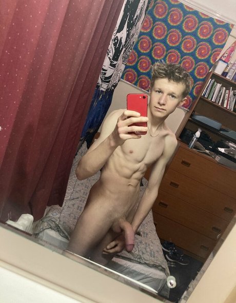 aiden twink セクシーモデル 写真