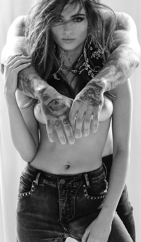 Renee Murden 独占女優 写真