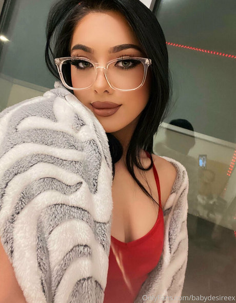 平均オンリーファン 美しいポルノ 写真