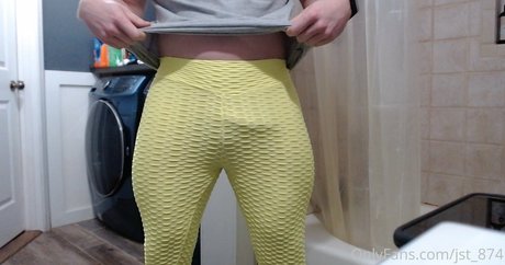 痴女熟女オンリーファンズ ホット裸 画像