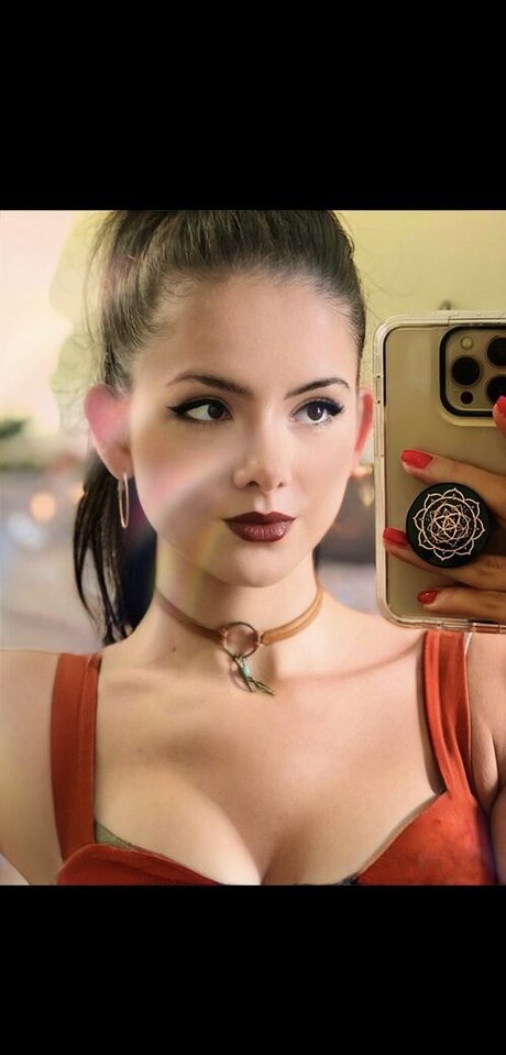 Lolita Milena トップポルノスター 画像