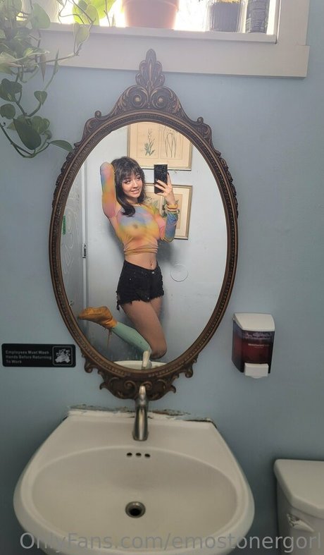 Emostonergorl ポルノスター 美しい 写真