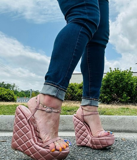 ネイティブオンリーファンズ ホットポルノ 写真