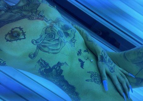 ワイドオンリーファン ホットセクシー 写真