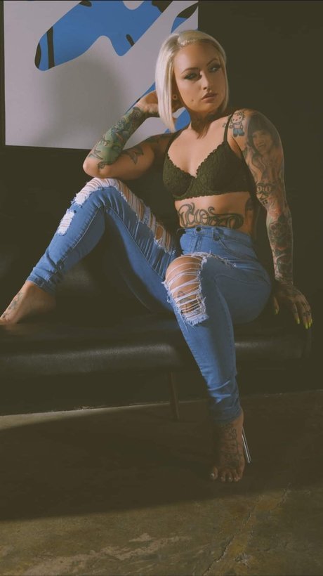 Vany Vicious エロティック女優 画像