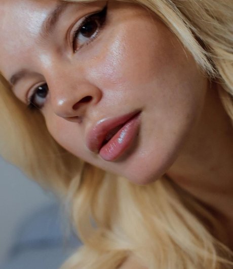 Yus Lopez 高品質女優 画像