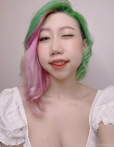 Danisaurz セックスポルノスター 写真