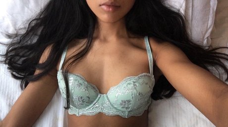 Kittykhan ポルノスター 写真