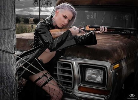 フェラチオ自撮りオンリーファンズ トップ 写真