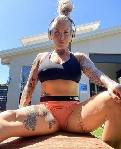 Bec Rawlings 可愛いモデル 写真