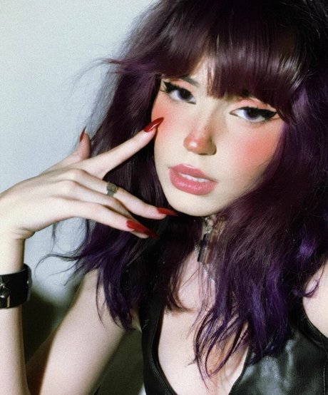 Mia Rodriguez 完璧なモデル 写真