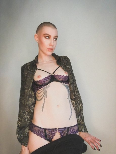 Comicbookgirl19 セックススター 写真