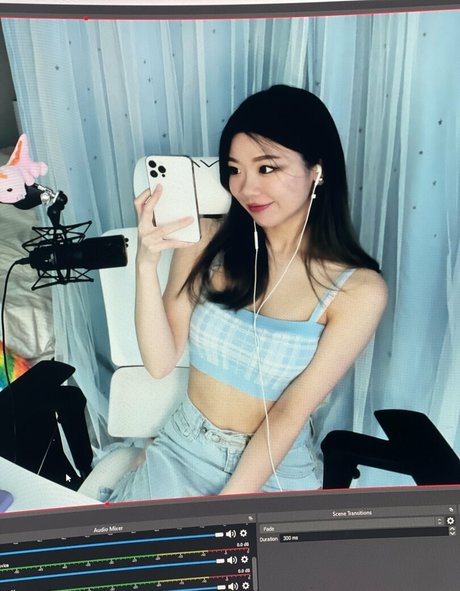 ニューハーフ POV オンリーファンズ ホット 写真