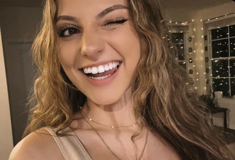 美しいアジア人オンリーファンズ 無料ポルノ ギャラリー