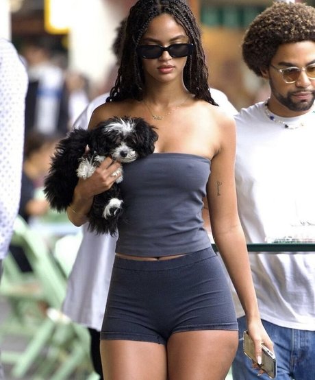 裸の写真 オンリーファンズ 限定 写真