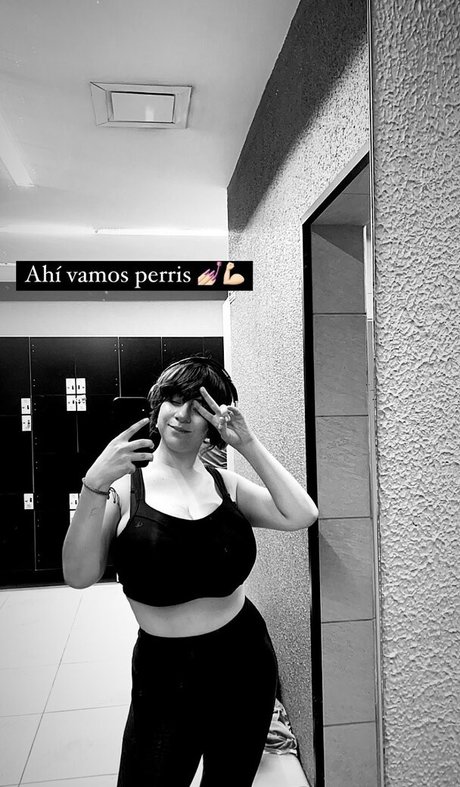 Josahandry lia ポルノスター 可愛い 画像