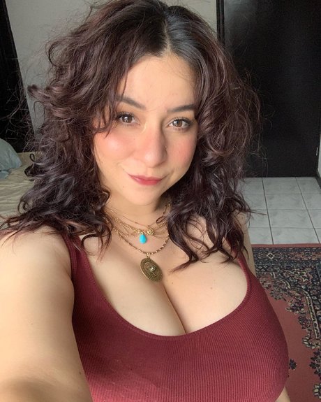 Josahandry lia エロティックなポルノスター 画像