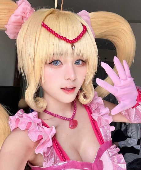 小人ヌードオンリーファンズ セクシー裸 画像