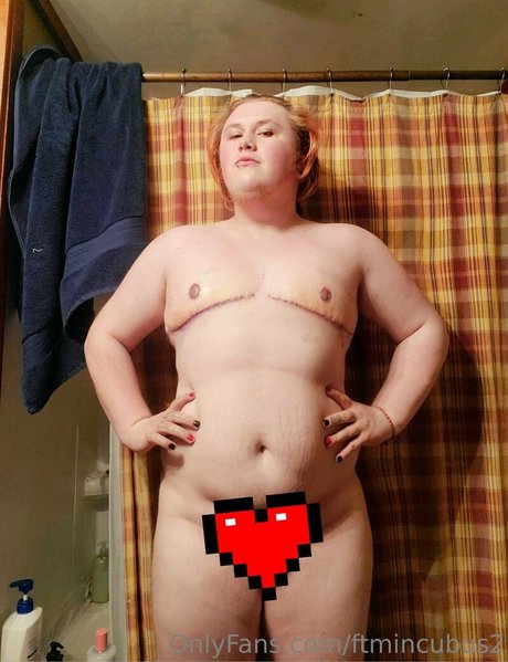 毛深いアジア人のおまんこオンリーファンズ ホットヌード 画像