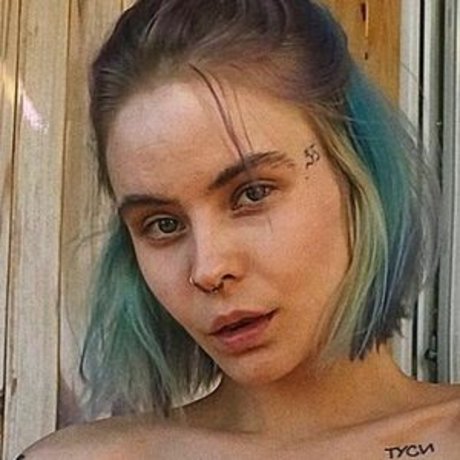 Eva Mariya 素敵なスター 写真