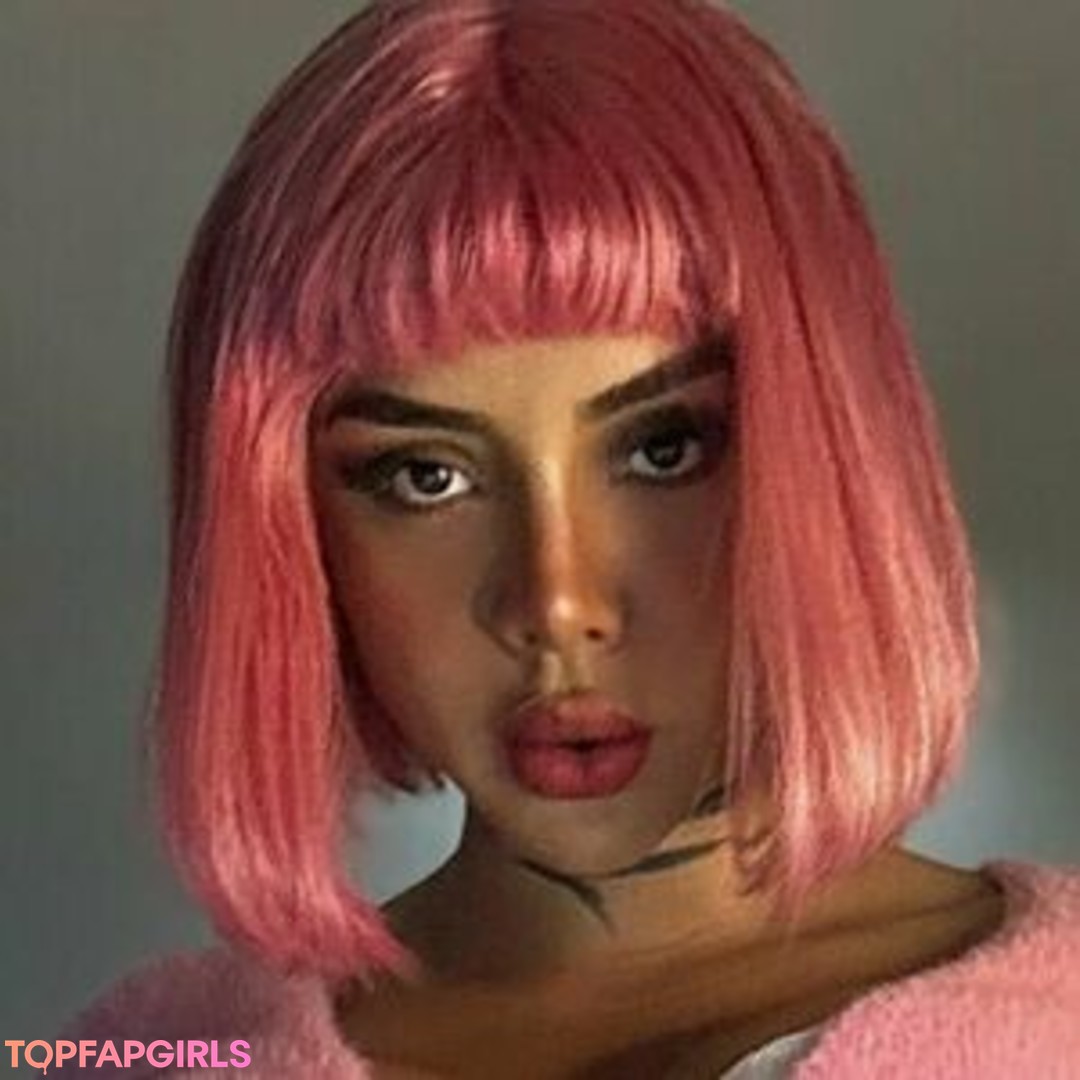 DElettraa 独占モデル 写真