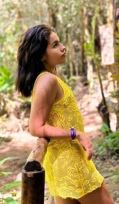 セクシーなアジア人オンリーファンズ ホットヌード 写真