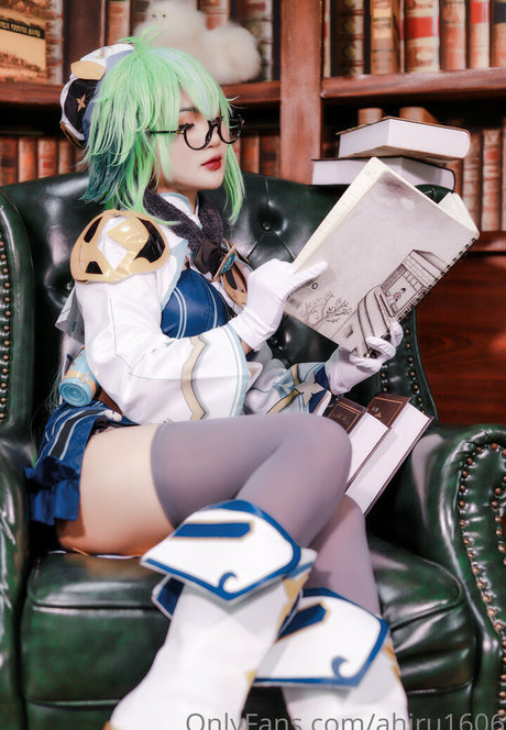 ヌード自撮りオンリーファンズ 無料ポルノ 画像