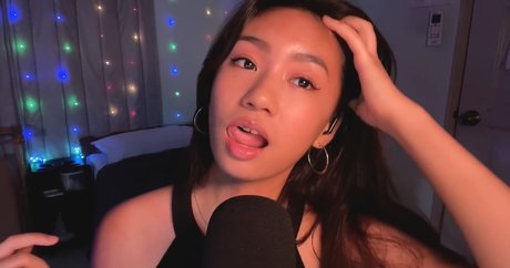 Moon Blitz Asmr セクシー女優 写真