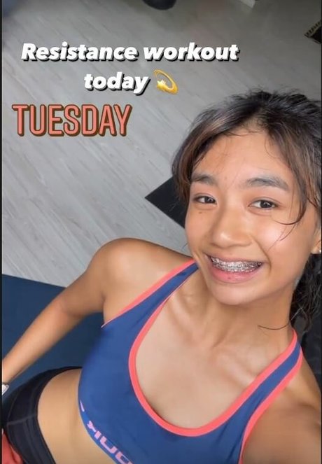 Moon Blitz Asmr 完璧な女優 写真