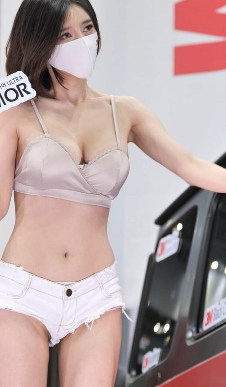 Song Joo A モデル 写真