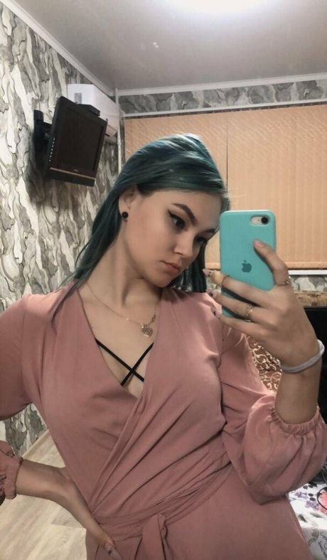 逆輪姦 オンリーファンズ ホットセクシー 写真