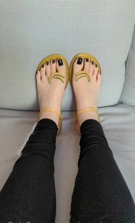 赤毛の痴女オンリーファンズ ヌード アーカイブ