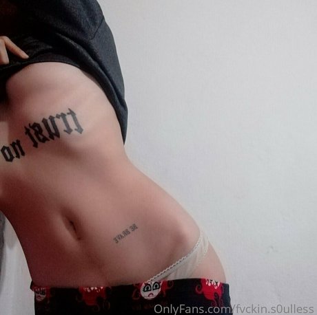 fvckin s0ulless 裸のスター アーカイブ