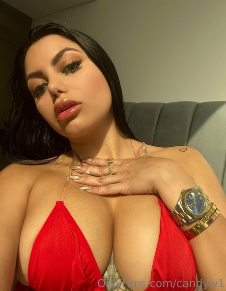 タイトなティーンの猫オンリーファンズ セクシーxxx 写真