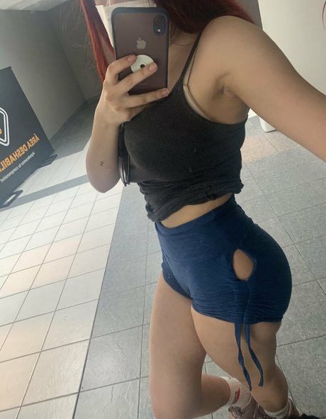 iamanothergirl セックス女優 画像