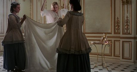 裸の写真 オンリーファンズ ホットセクシー 写真