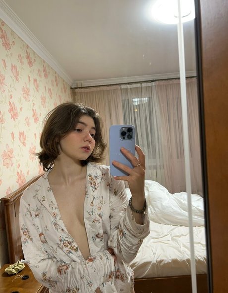 垂れ乳オンリーファンズ 裸 アーカイブ