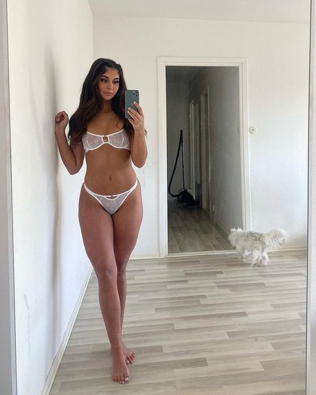 Amanda Fransson 裸モデル 写真