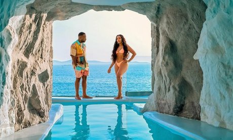 Angela Simmons アートモデル 写真