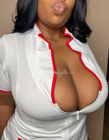 selynakylexoxo セックスモデル 写真