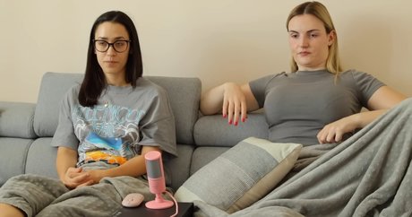 小柄なブロンドの熟女オンリーファンズ ホットヌード ギャラリー