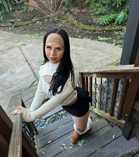 黒檀の厚いオンリーファンズ 美しいポルノ 写真