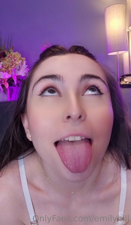 巨乳ストリップオンリーファンズ xxx 画像